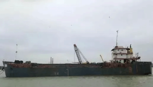 長江流域“三無”“隱形”采砂船問題突出五部門聯(lián)合保持高壓嚴(yán)打態(tài)勢