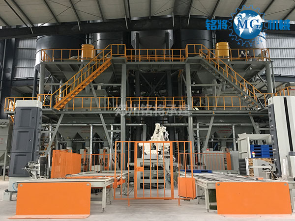 生產(chǎn)膩?zhàn)臃坌枰裁礄C(jī)器，哪些原料？